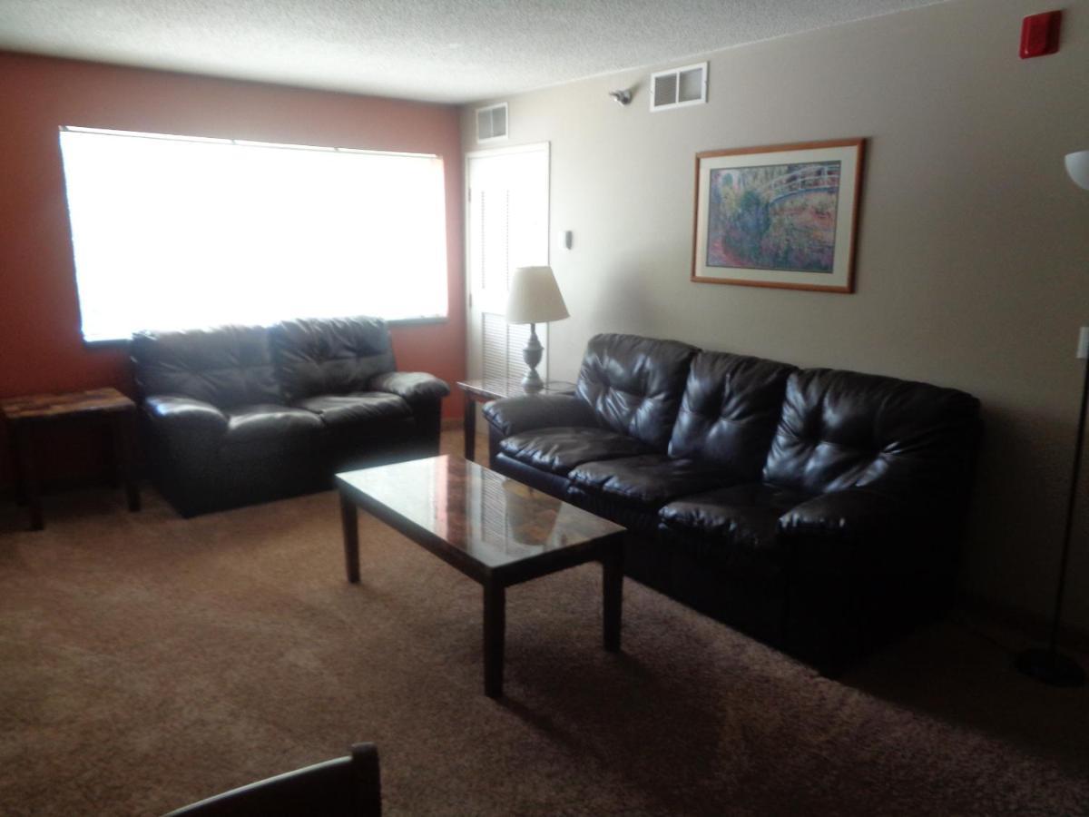 Riverview Suites Apartments Rochester Buitenkant foto